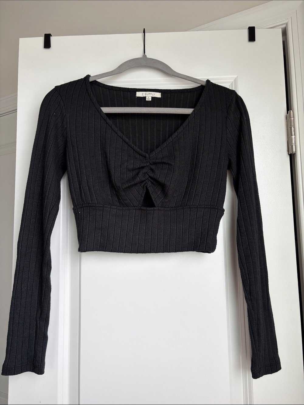 Z Supply Black Ribbed Long-Sleeve Crop Top with Front Twist